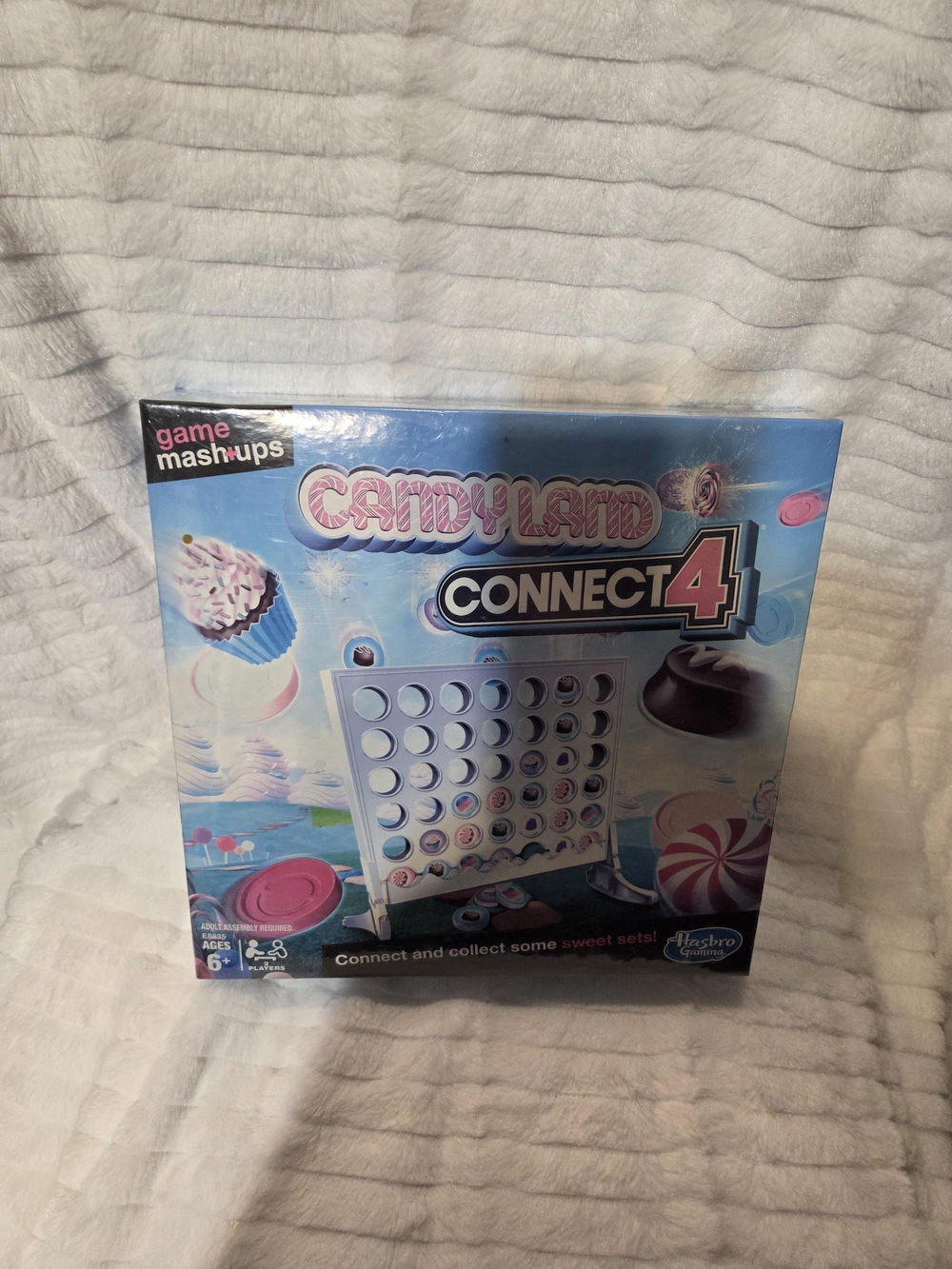 Nib Hasbro Candyland Connect 4 Game - Blue and Pink